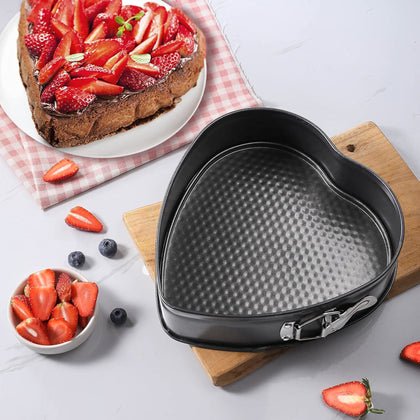 Royal Cuisine 24cm Heart Cake Tin – Non-Stick Springform Cake Tin, Carbon Steel Baking Mould