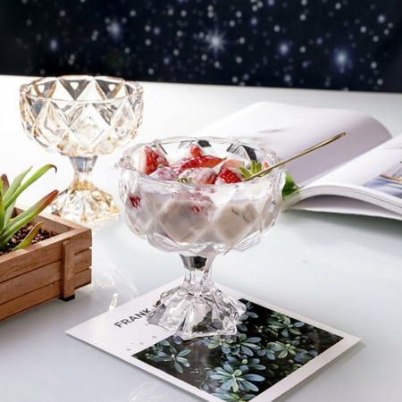 Royal Cuisine Diamond-Cut Glass Dessert Bowls